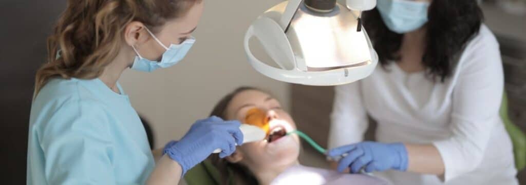 diş çatlaması tedavisi nasıl gerçekleştirilir?